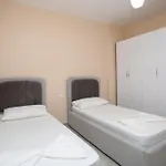 Aysel 7 Lungomare Appartement *