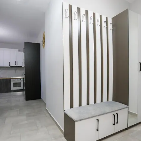 Aysel 7 Lungomare Vlorë