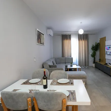 Aysel 7 Lungomare 아파트
